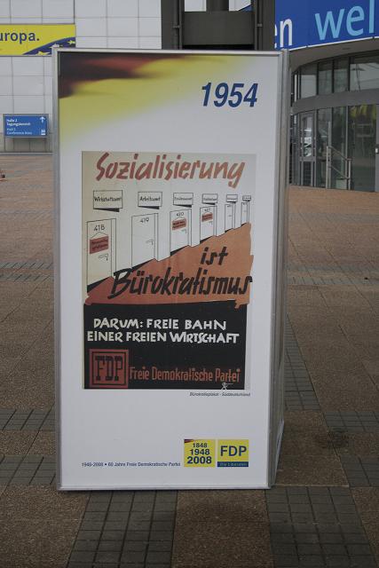 Plakat am Eingang zum Parteitagsgelände